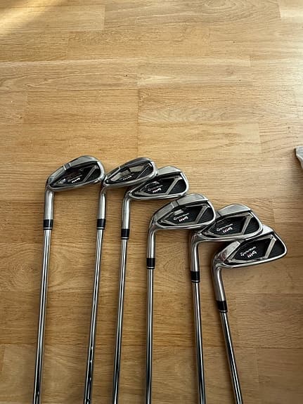 TaylorMade M4 järnset 5-P med KBS-stålskaft
