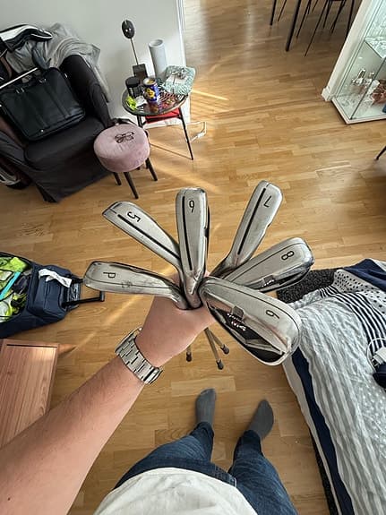 TaylorMade M4 järnset 5-P med KBS-stålskaft