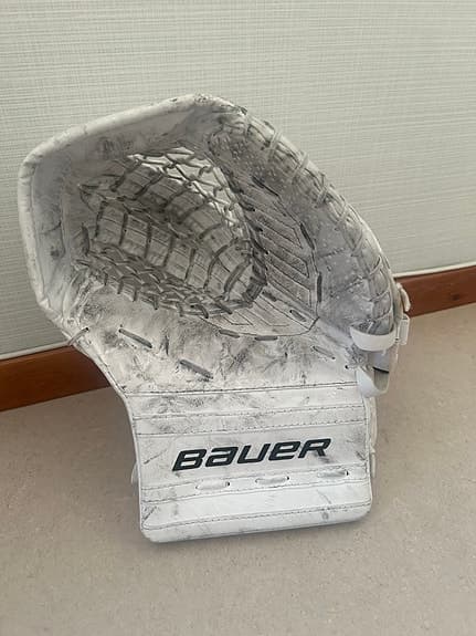 Bauer ishockey målvaktshandske vit