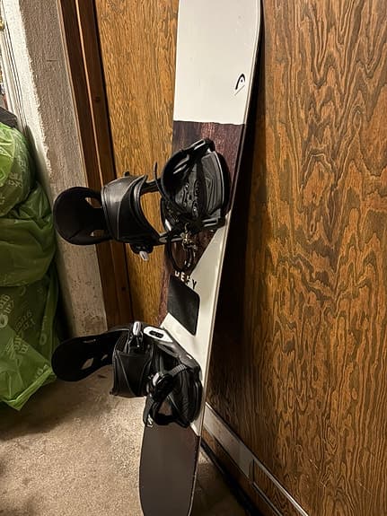 Head Defy JR snowboard med bindningar