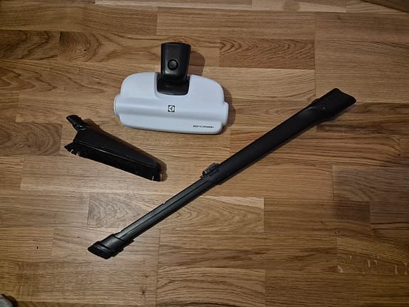 Electrolux Well Q8-P Allergy sladdlös skaftdammsugare