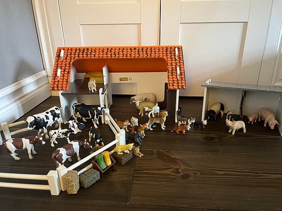 Micki bondgårdslekset med ladugård