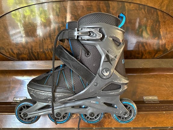 Rullskridskor justerbara strl 35-38