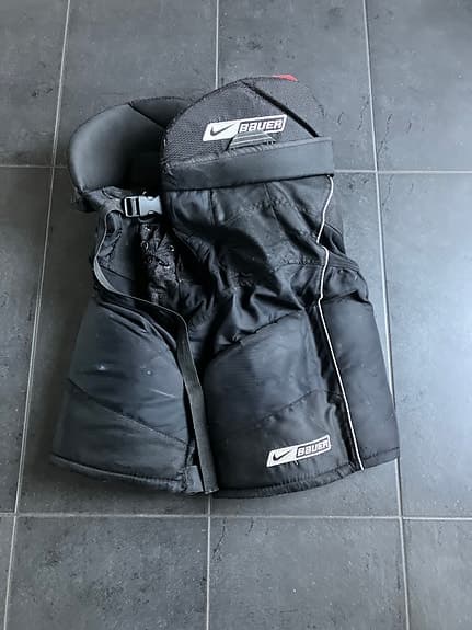 Ishockeybyxa Nike Bauer Supreme svart