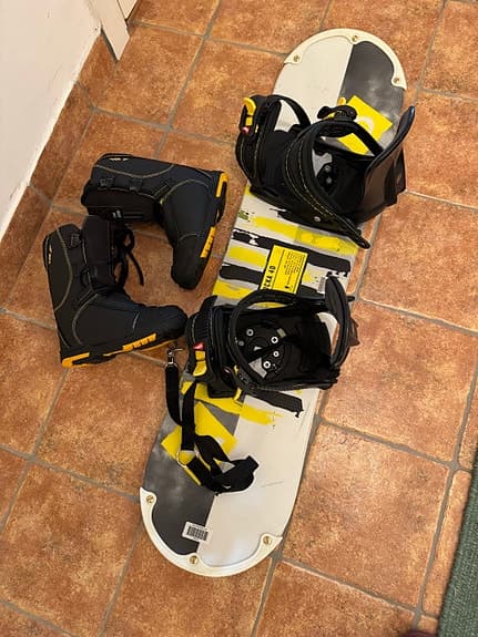 Head snowboard 90 cm + Boots (185 mm)