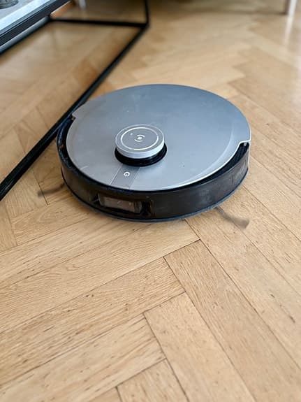 Ecovacs Deebot X1 OMNI robotdammsugare med tömningsstation