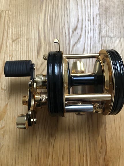 Ambassadeur 5500 CDL fiskerulle svart/guldrulle