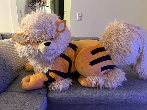 Pokemon Center Arcanine life size plush gosedjur IMPORT JAPAN