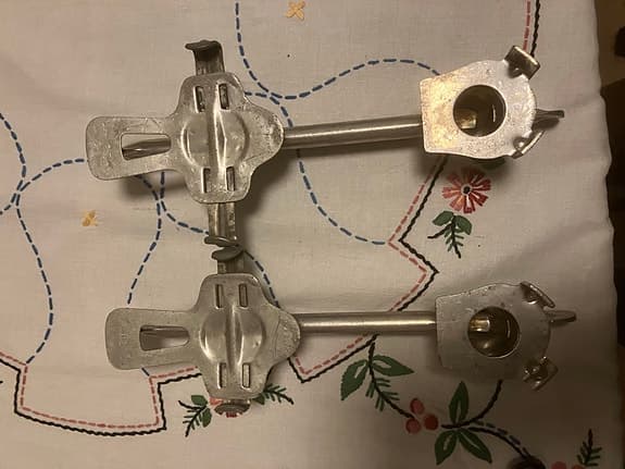 Okänt märke skridskoskenor storlek 43 metall