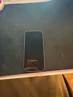 Apple iPhone 15 128 GB grön