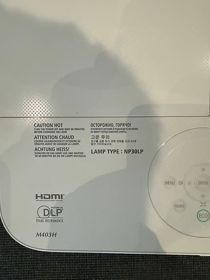 Projektor NEC M403H