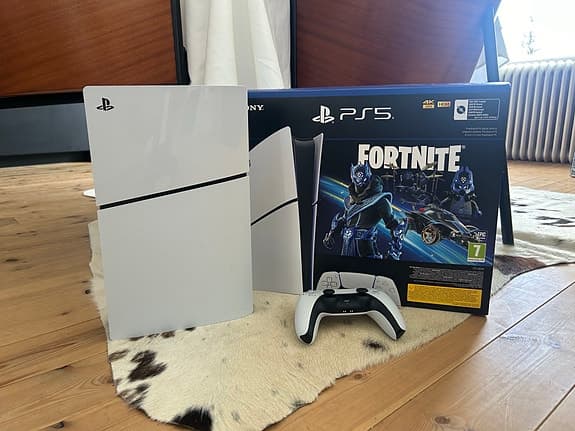 Sony Playstation 5 slim digital edition