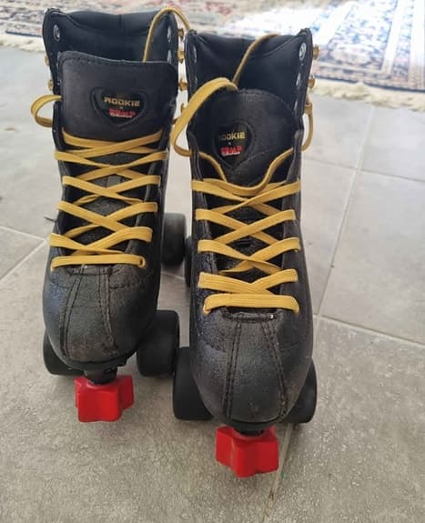 Rullskridskor 4x4 i nyskick