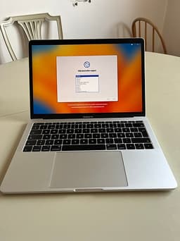 Apple MacBook Pro 13 tum