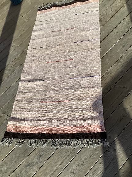 Trasmatta rosa/ beige med fransar