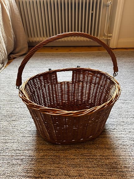 Cykelkorg rotting brun med handtag