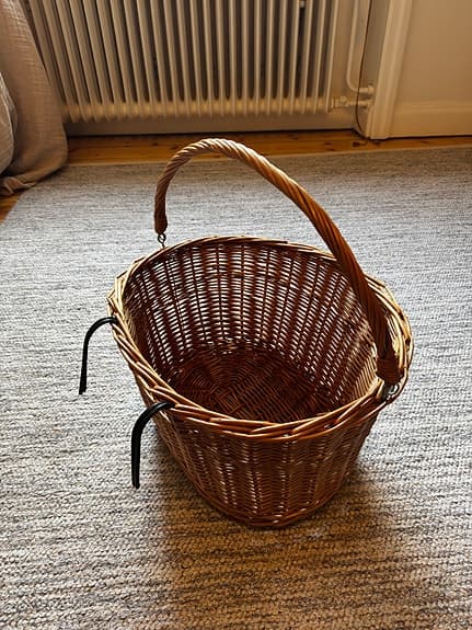 Cykelkorg rotting brun med handtag