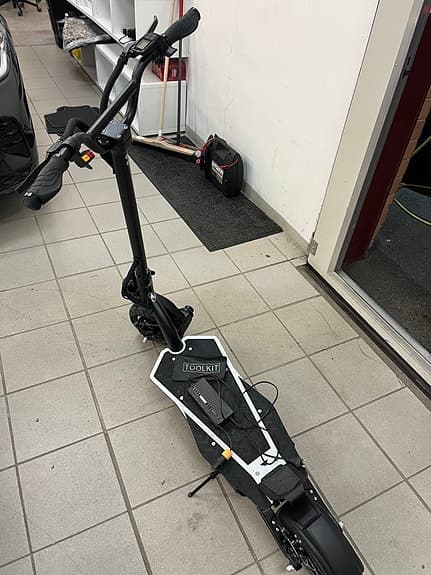 Anykool AK 10 Pro Elsparkcykel
