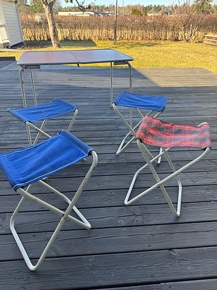 Retro campingbord med 4 pallar