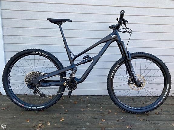 YT Jeffsy Pro 29 Carbon (L) – mycket fint skick