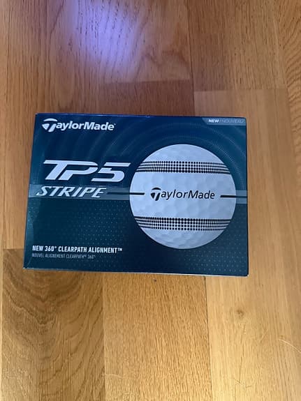 TaylorMade TP5 Stripe golfbollar