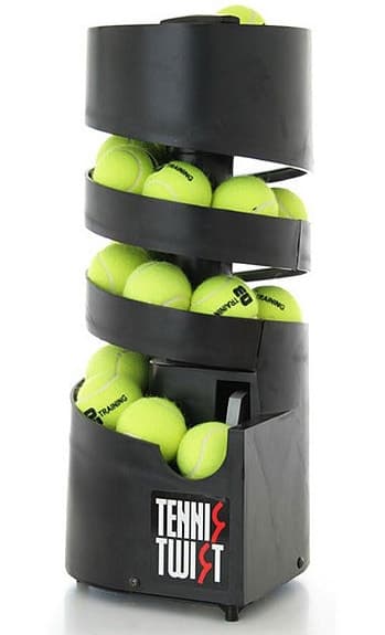 Tennisbollmaskin med bollmagasin