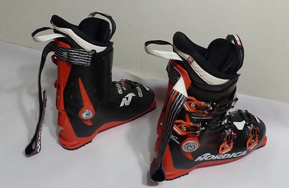 SKIDPJÄXOR: NORDICA SPEEDMACHINE INFRARED 110