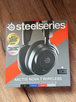 SteelSeries Arctis Nova 7 Wireless headset svart