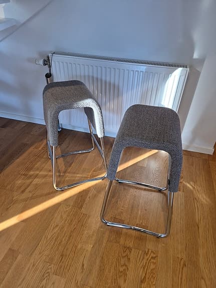 Pall/barstol från Materia, modell Plint