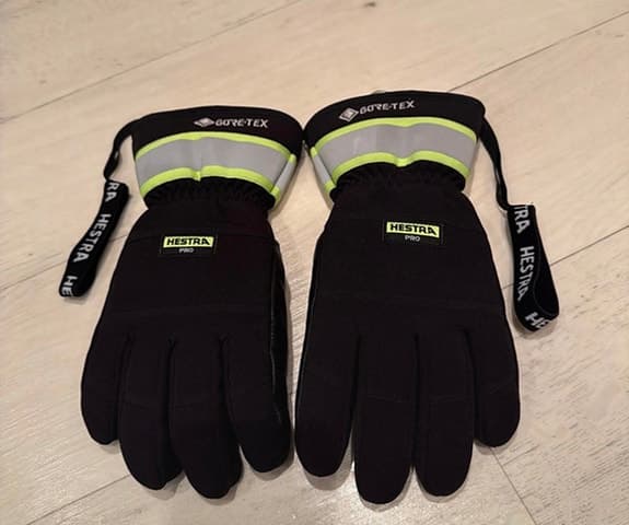 Hestra skidvantar storlek 7 nya