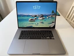 MacBook Pro 16” 2019 i7,  fint skick