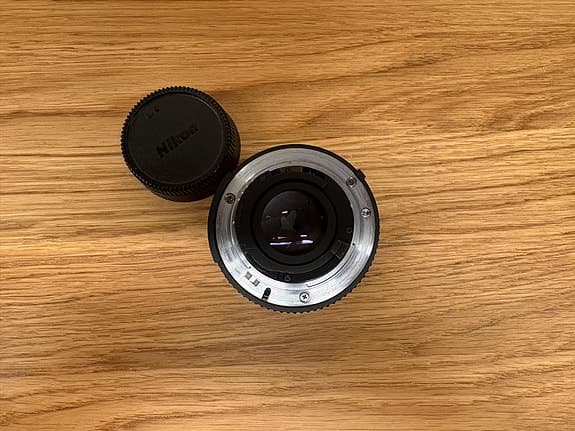 Nikon AF Nikkor 50mm f/1.8D + UV-filter