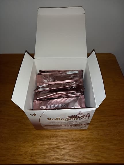 Drickbart kosttillskott med kollagen 56 dospåsar, öppnad låda.