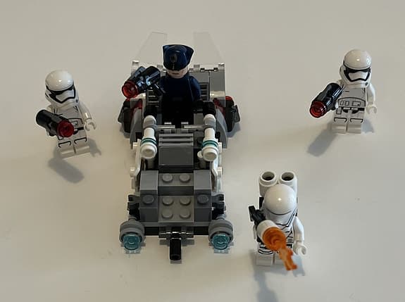 LEGO Star Wars 75166 – First Order Transport Speeder Battle Pack (2017)
