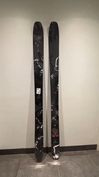 Atomic Bent 110 - Greatful Dead limited edition - 180cm