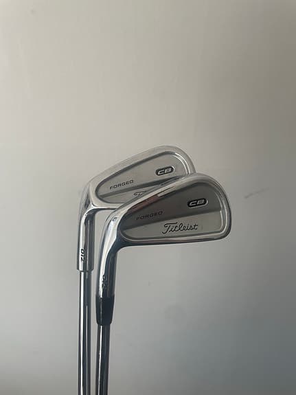 Titleist CB järnklubbor 4 och 8 - vänster