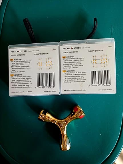 ADIDAS Fotbollsdubbar