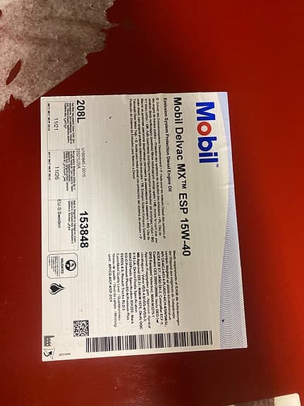 Olja Motorolja 15-W40 T750 / Delvac MX Helt ny olja fulla fat