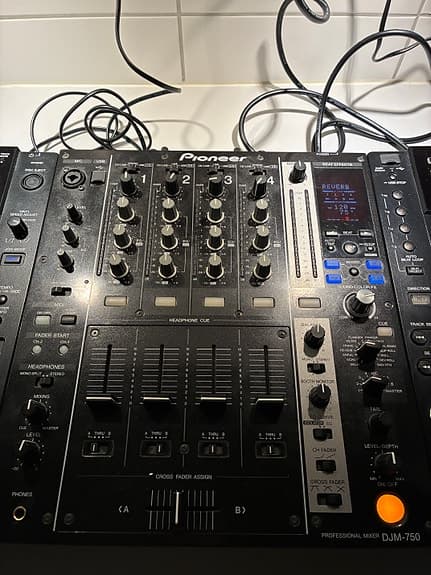 Komplett Pioneer DJ-set (CDJ850k+DJM750k)