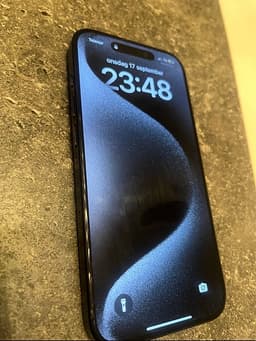 iPhone 15 Pro 128GB Svart