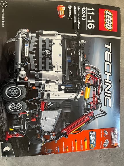 LEGO Technic 42043 Mercedes-Benz Axels 3245 - Oöppnad / Samlarobjekt