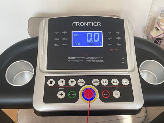 Frontier löpband med digital display svart