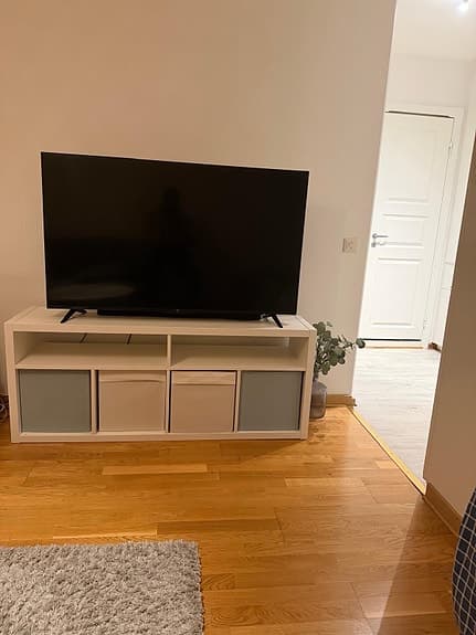 TV-bänk
