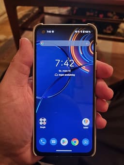 Asus zenfone 8