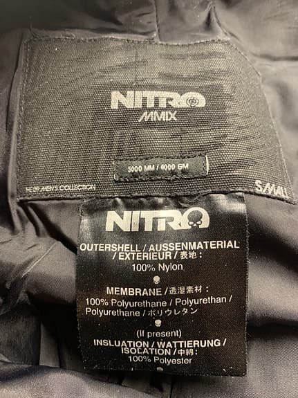 Nitro MMIX skidbyxor blå svart mönstrade nylon samt North Bend skidbyxor svarta