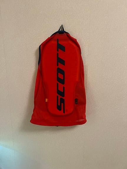 Scott ryggskydd junior röd storlek M 155–170 cm