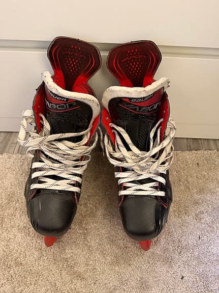 Bauer Vapor rullskridskor herr storlek 44 svart/röd