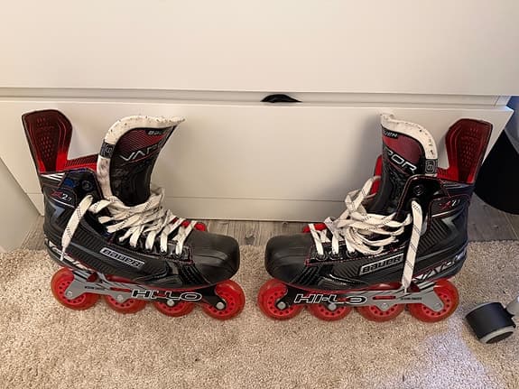 Bauer Vapor rullskridskor herr storlek 44 svart/röd
