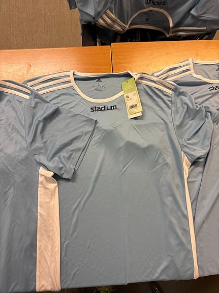 Adidas Entrada 18 herr fotbollströja L ljusblå