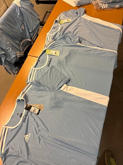 Adidas Entrada 18 herr fotbollströja M ljusblå